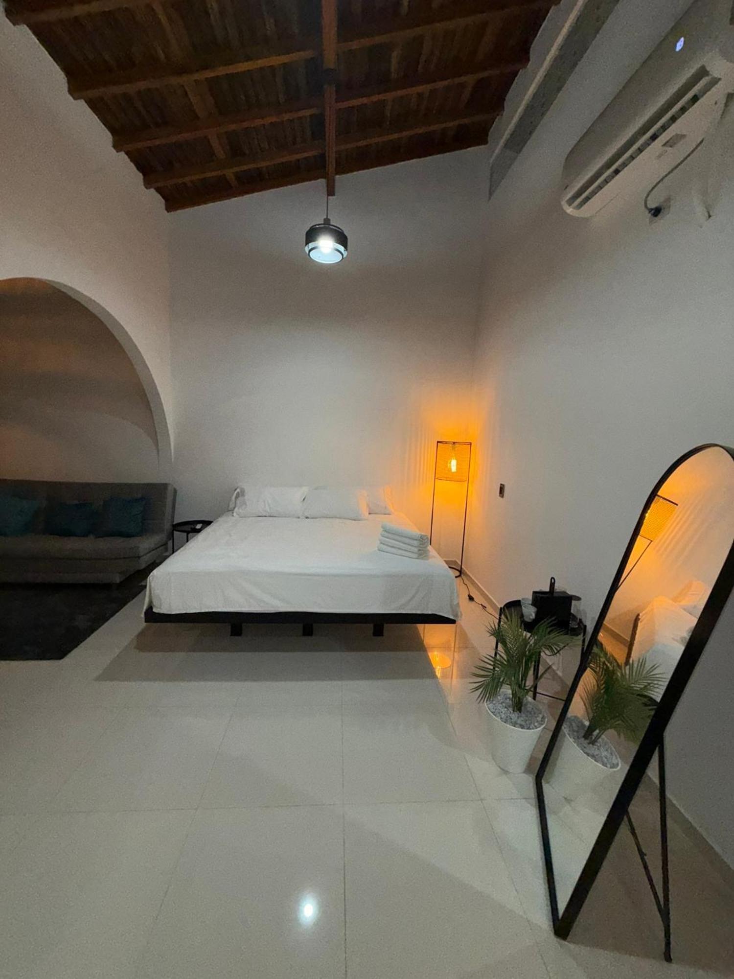 Clandestino - Hotel Boutique La Dorada Kültér fotó